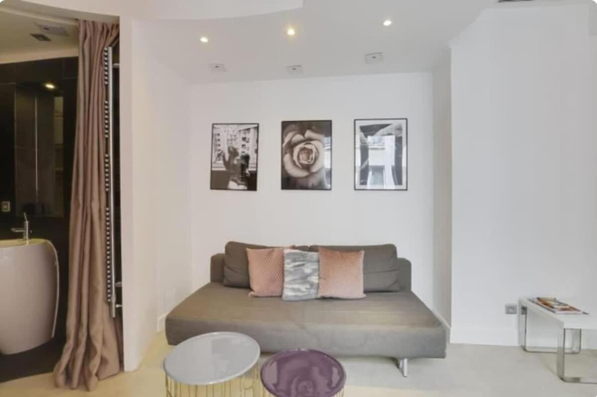 Magnifique Appartement Parisien - Marais Esterno foto