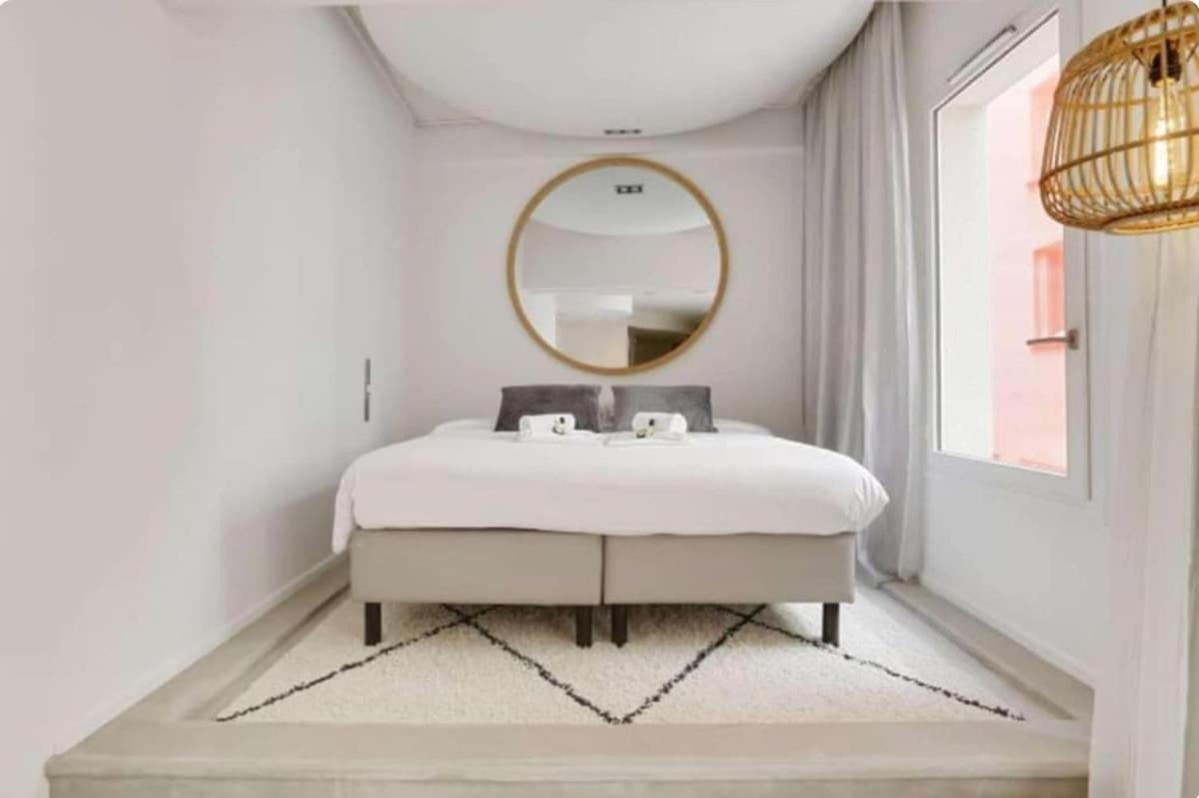 Magnifique Appartement Parisien - Marais Esterno foto